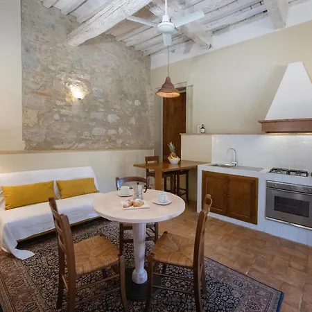 Farm stay Tenuta Decimo - Dini San Gimignano