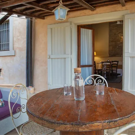Gospodarstwo agroturystyczne Tenuta Decimo - Dini San Gimignano