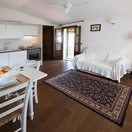 Tenuta Decimo - Dini Farm stay San Gimignano